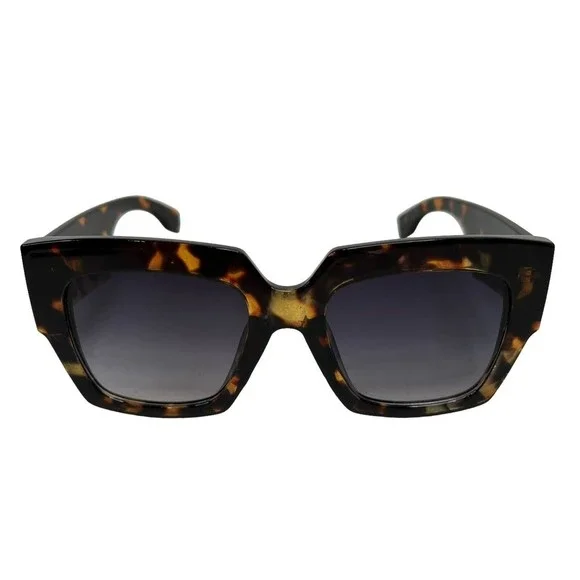 NEW Frye & Co Oversized Square Dark Gradient Lens Sunglasses s-l400.jpg main image 4